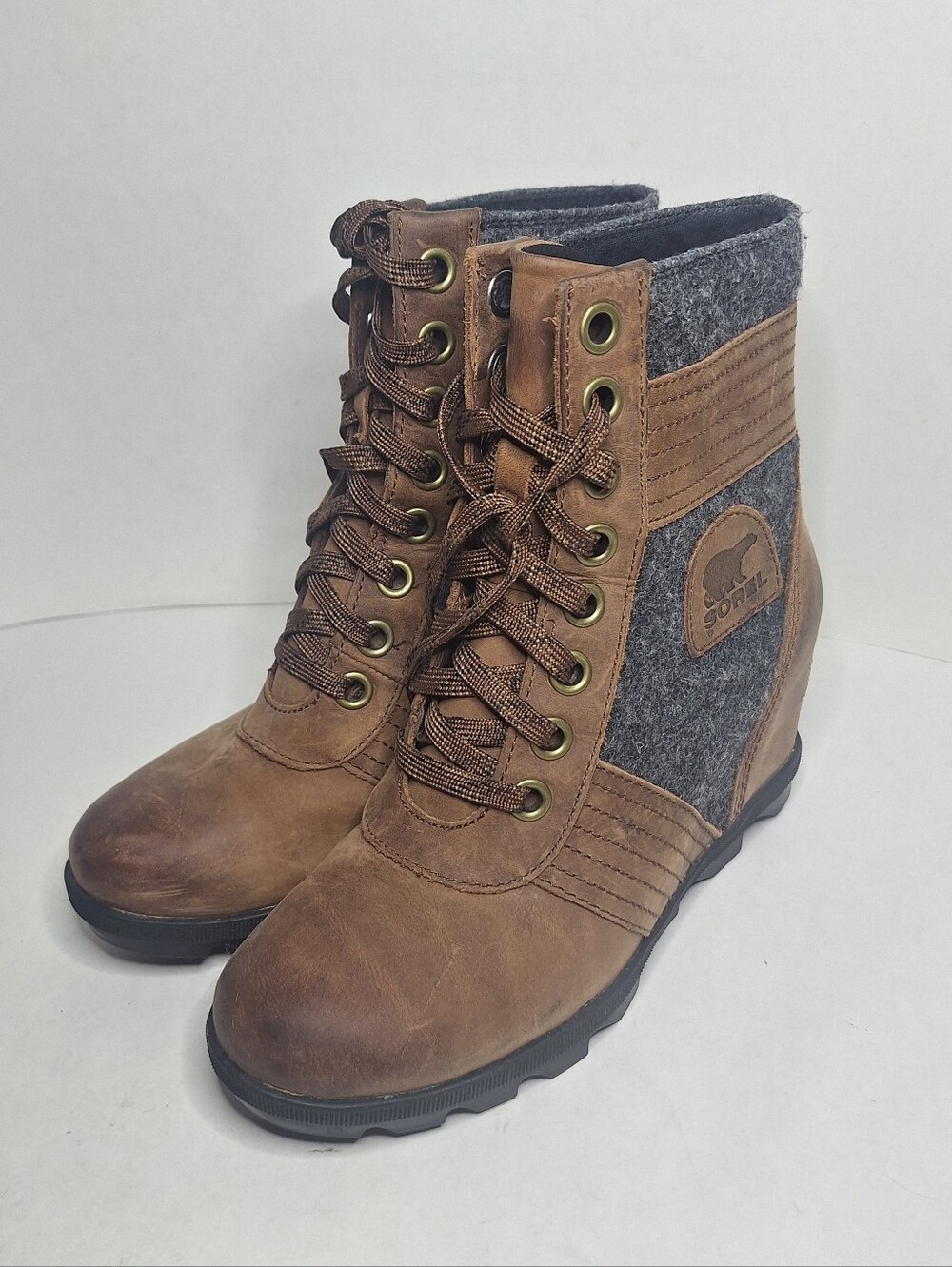 SOREL Joan of Arctic Wedge III Lexie Waterproof Brown Gray Wedge Booties wmns 7